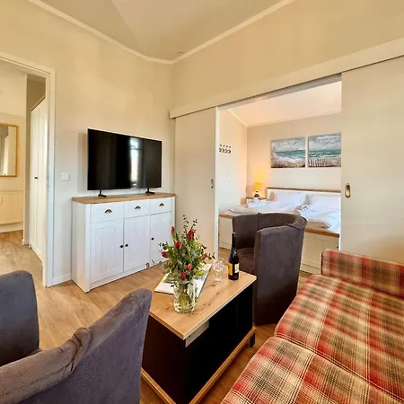 Apartment Im 2 Og Mit Balkon In Sellin (Rugen)